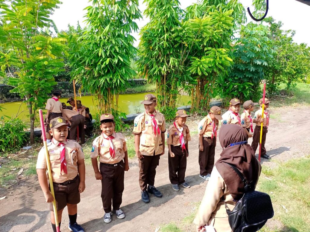 Seru Dan Menyenangkan Jelajah Alam Pramuka Penggalang Sdn Jemirahan