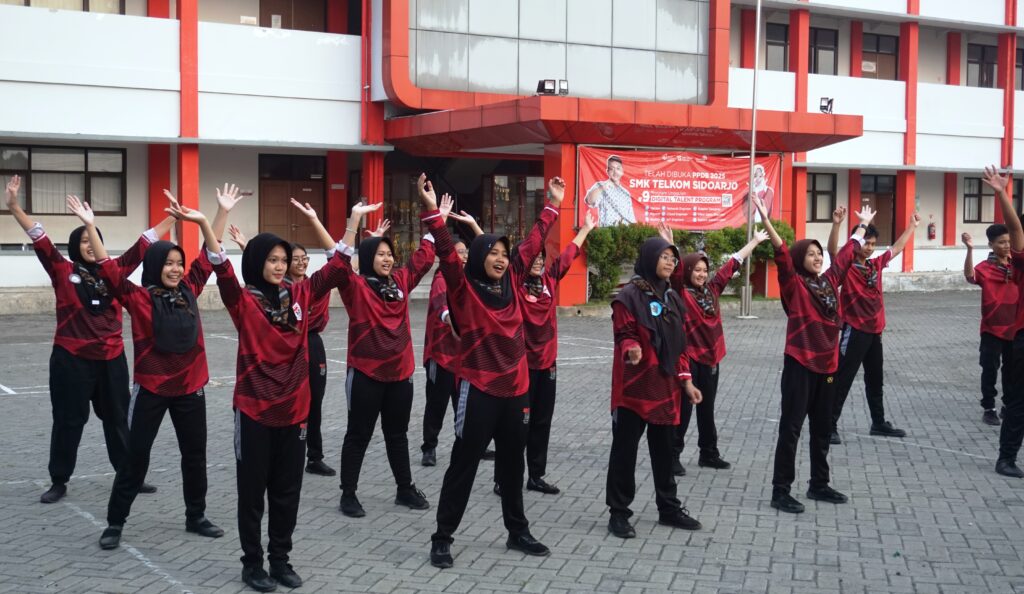 KPDA-SMK-Telkom-2025-1-1024x594 Melalui KPDA Pramuka SMK Telkom Sidoarjo, Cetak Pemimpin Ambalan yang Berkualitas