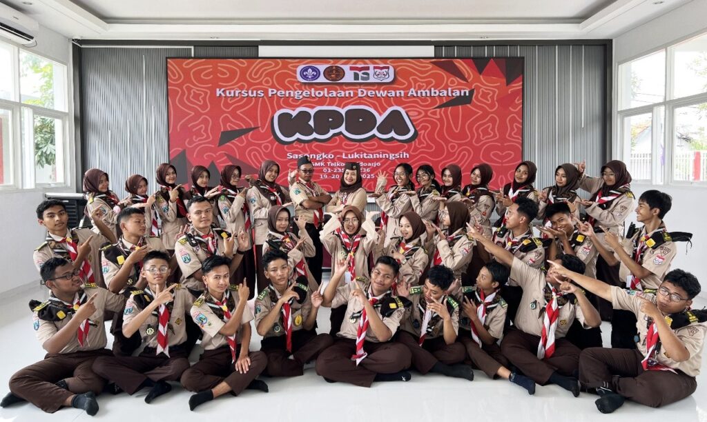 KPDA-SMK-Telkom-2025-3-1024x612 Melalui KPDA Pramuka SMK Telkom Sidoarjo, Cetak Pemimpin Ambalan yang Berkualitas