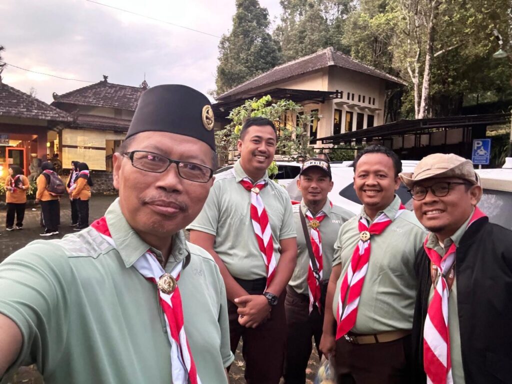 KMD-Jenggala-Kwarran-Taman-4-1024x768 KMD Jenggala 236: Mengubah Paradigma Pembina Pramuka dari Ruang Kelas ke Alam Terbuka
