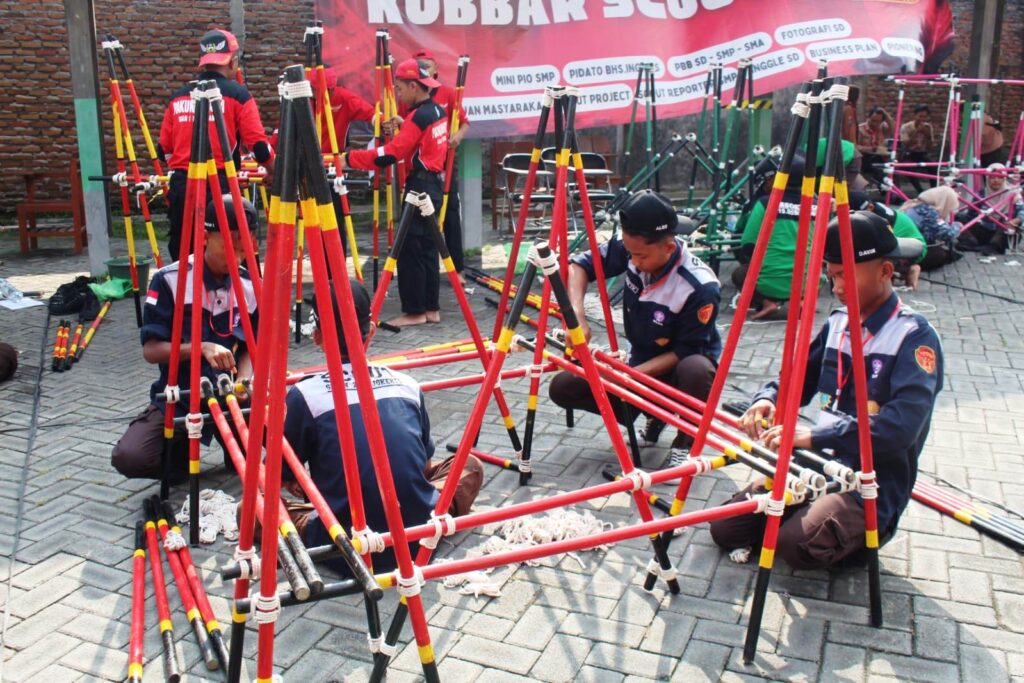 KOBBAR-Scout-IX-Tahun-2025-Penegak-2-1024x683 Penegak Tangguh, Karakter Tumbuh, Pramuka Kampus Tetap Relevan di Hari Kedua KOBBAR SCOUT Ke-9