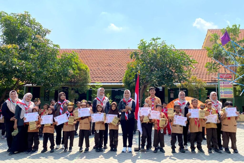 JANGKAR-SDN-Kebonagung-Sukodono-1-1024x685 Jumat Pagi yang Ceria di SDN Kebonagung 1: Ajang Persari dan LT 1 Warnai Penutupan MPLS 2025
