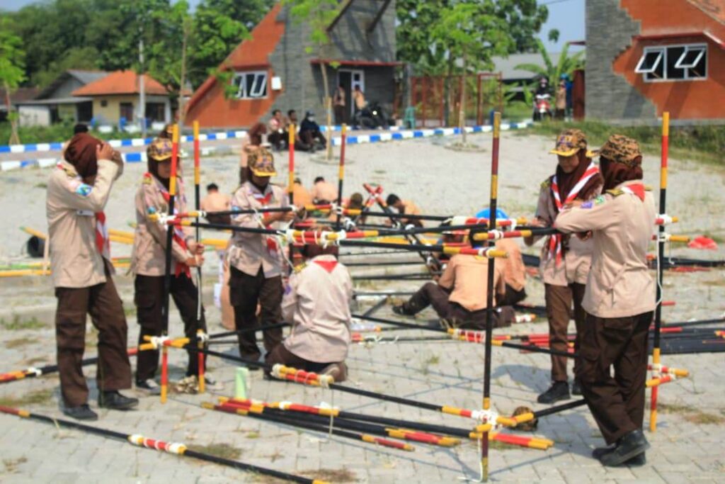 LPP-Kwarcab-Sidoarjo-tahun-2025-7-1024x683 Edaran Lomba Prestasi Penegak 2025 Resmi Diluncurkan, Ajak Penegak Berkreasi dan Berinovasi!