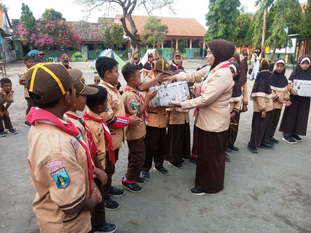Perjusami-SDN-Keboguyang-Jabon-11-1024x768 PERSARI dan LT 1 Gugus Depan 0543-0544 SDN Keboguyang: Wadah Penguatan Karakter dan Kemandirian Pramuka Sejak Dini