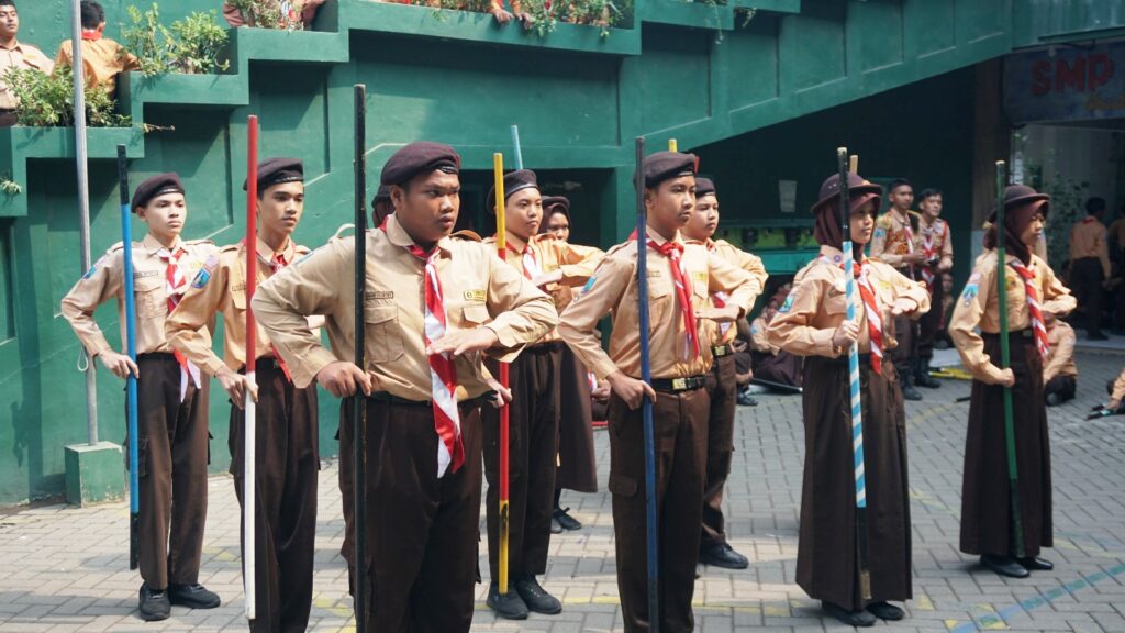 HP-ke-64-SMP-PGRI-1-Buduran-5-1024x576 Upacara Hingga Lomba Seru Warnai Semarak Hari Pramuka ke-64 di SMP PGRI 1 Buduran