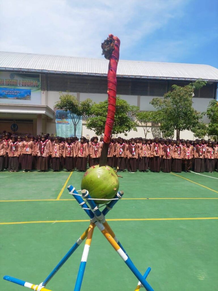Penta-Smanivda-tahun-2025-8-768x1024 SMA Negeri 4 Sidoarjo Gelar Penerimaan Tamu Ambalan: Wujudkan Penegak Kreatif, Inovatif, dan Berkarakter