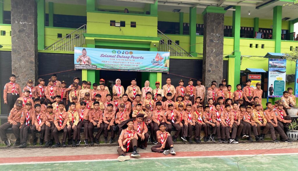 Perjusa-SMPN-2-Waru-tahun-2025-8-1024x587 Latih Kemandirian, Kebersamaan, dan Semangat Kepramukaan, SMP Negeri 2 Waru 2025 Adakan Perkemahan Tamu Galang