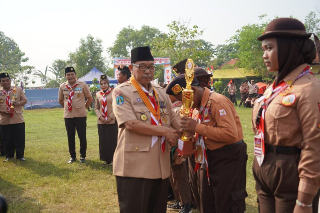 Upacar-HP-64-tahun-2025-18-1024x682 Bupati Sidoarjo Pimpin Upacara Hari Pramuka ke-64 Tahun 2025 dan Buka Jambore Cabang Sidoarjo Dengan Sangat Meriah
