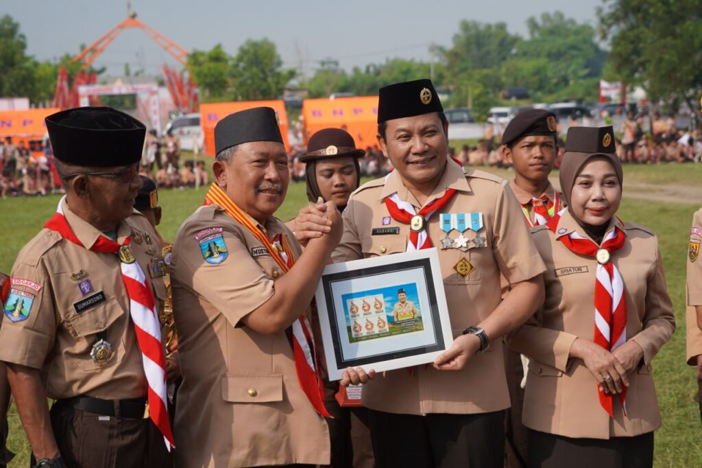 Upacar-HP-64-tahun-2025-21-1024x682 Bupati Sidoarjo Pimpin Upacara Hari Pramuka ke-64 Tahun 2025 dan Buka Jambore Cabang Sidoarjo Dengan Sangat Meriah