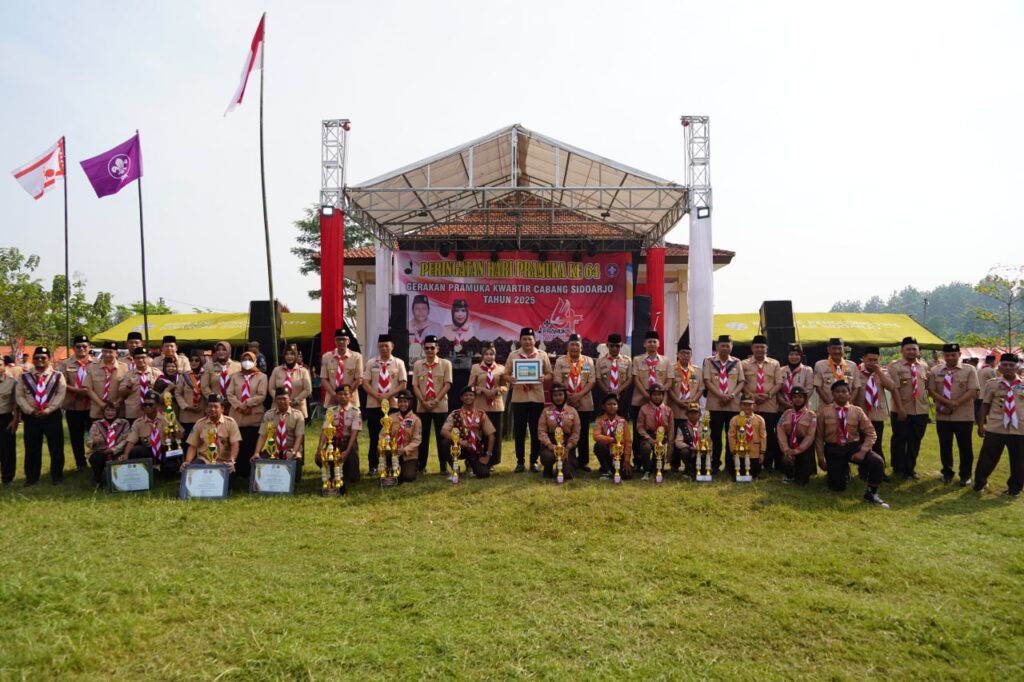 Upacar-HP-64-tahun-2025-22-1024x682 Bupati Sidoarjo Pimpin Upacara Hari Pramuka ke-64 Tahun 2025 dan Buka Jambore Cabang Sidoarjo Dengan Sangat Meriah