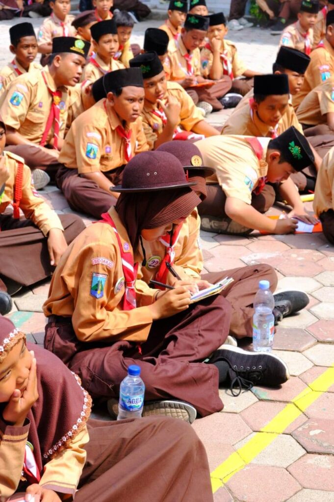 Jesanu-Candi-2025-8-681x1024 Semangat Santri dan Jiwa Pramuka Berkobar di Kegiatan Jelajah Santri 1 SAKO Ma’arif NU Ranting Candi