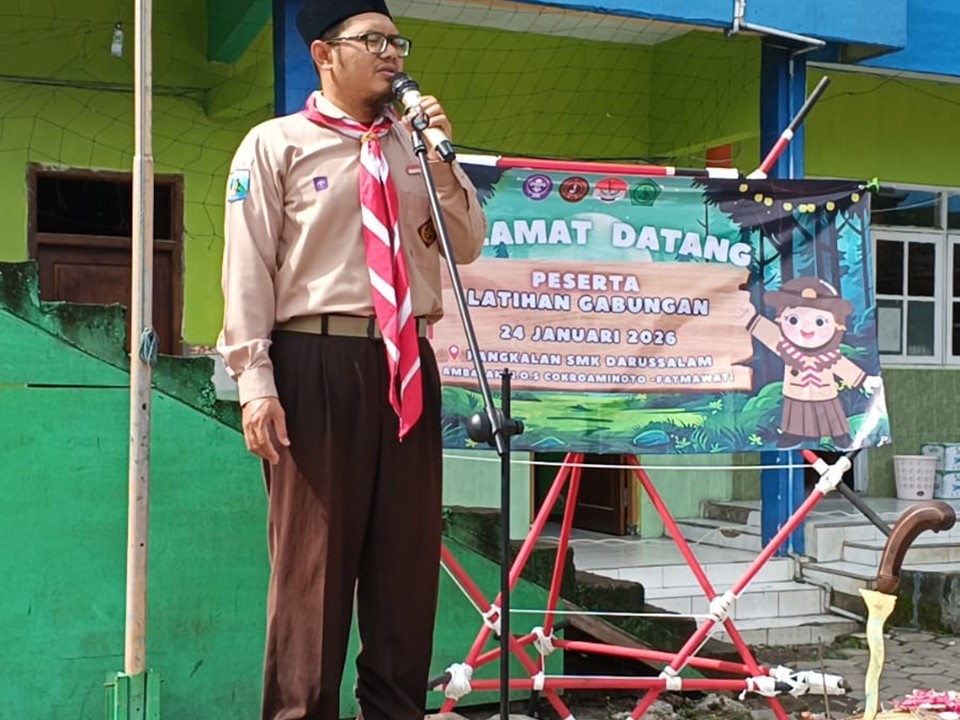 Slide1 76 Pramuka Belajar Pionering di SMK Darussalam