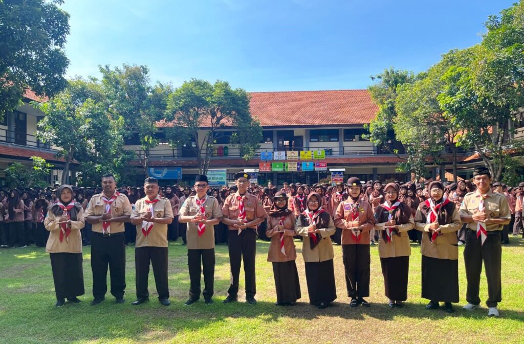 Akrab-Smenda-Scout-1-1024x673 Ajang Kompetensi Antar Ambalan II SMKN 2 Buduran 2026 Diwarnai Penampilan Tari Kreasi Berselendang