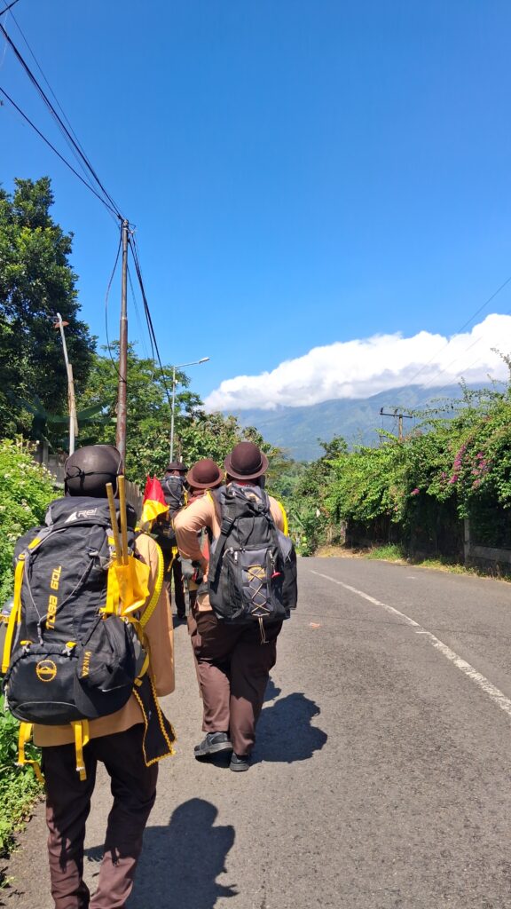 20260626_111459-576x1024 Berjalan 2 Kilometer hingga Taklukkan Beragam Ujian, Inilah Perjuangan Pramuka SMK Plus NU Sidoarjo