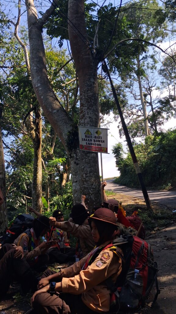20260626_113953-576x1024 Berjalan 2 Kilometer hingga Taklukkan Beragam Ujian, Inilah Perjuangan Pramuka SMK Plus NU Sidoarjo